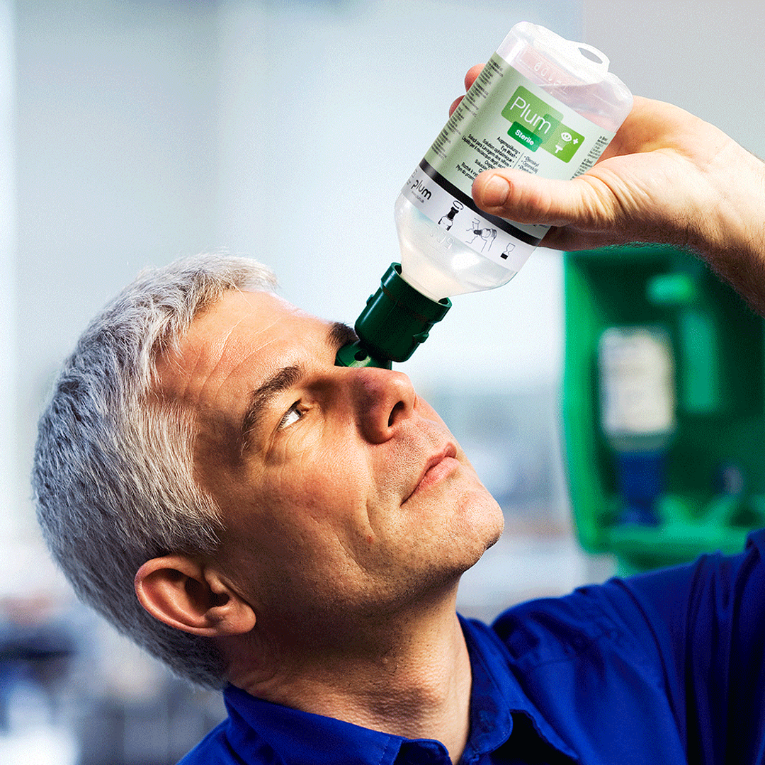 Eye Cleaning & Irrigation available in online  pharmacy qatar, doha 