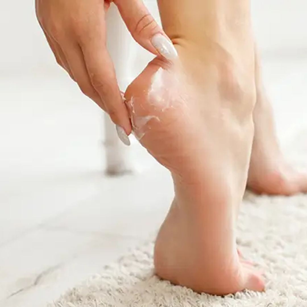 Moisturizing foot lotions available in online  pharmacy qatar, doha 