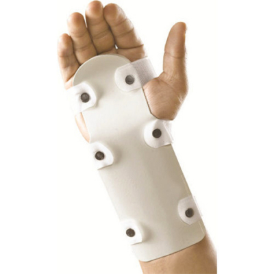 shop now Wrist Splint Cock Up - Dyna  Available at Online  Pharmacy Qatar Doha